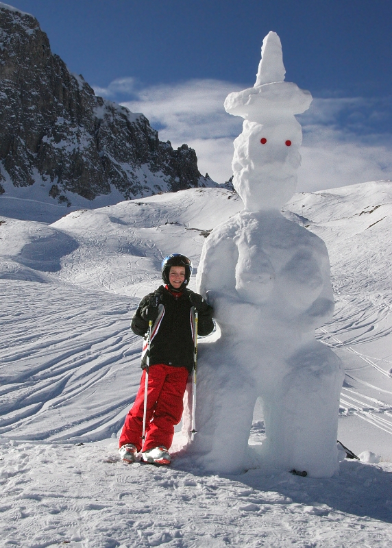 Snowman, Val d'Isere France.jpg